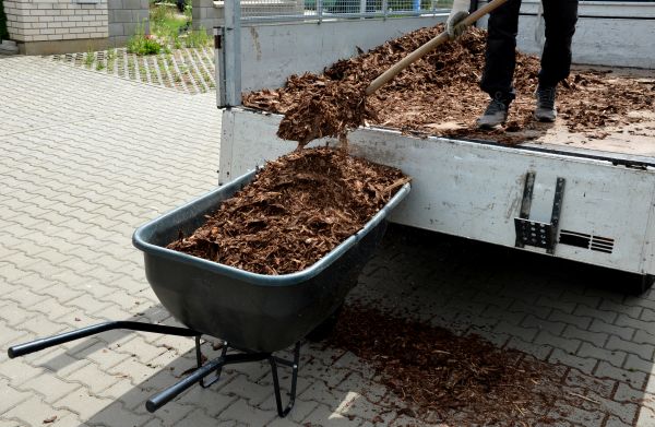 Bulk Mulch Delivery in Johnstown