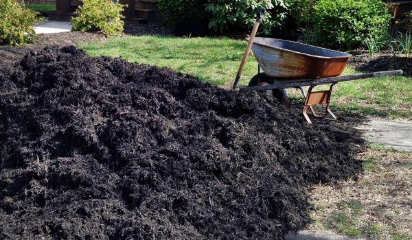 Black Mulch Delivery in Johnstown